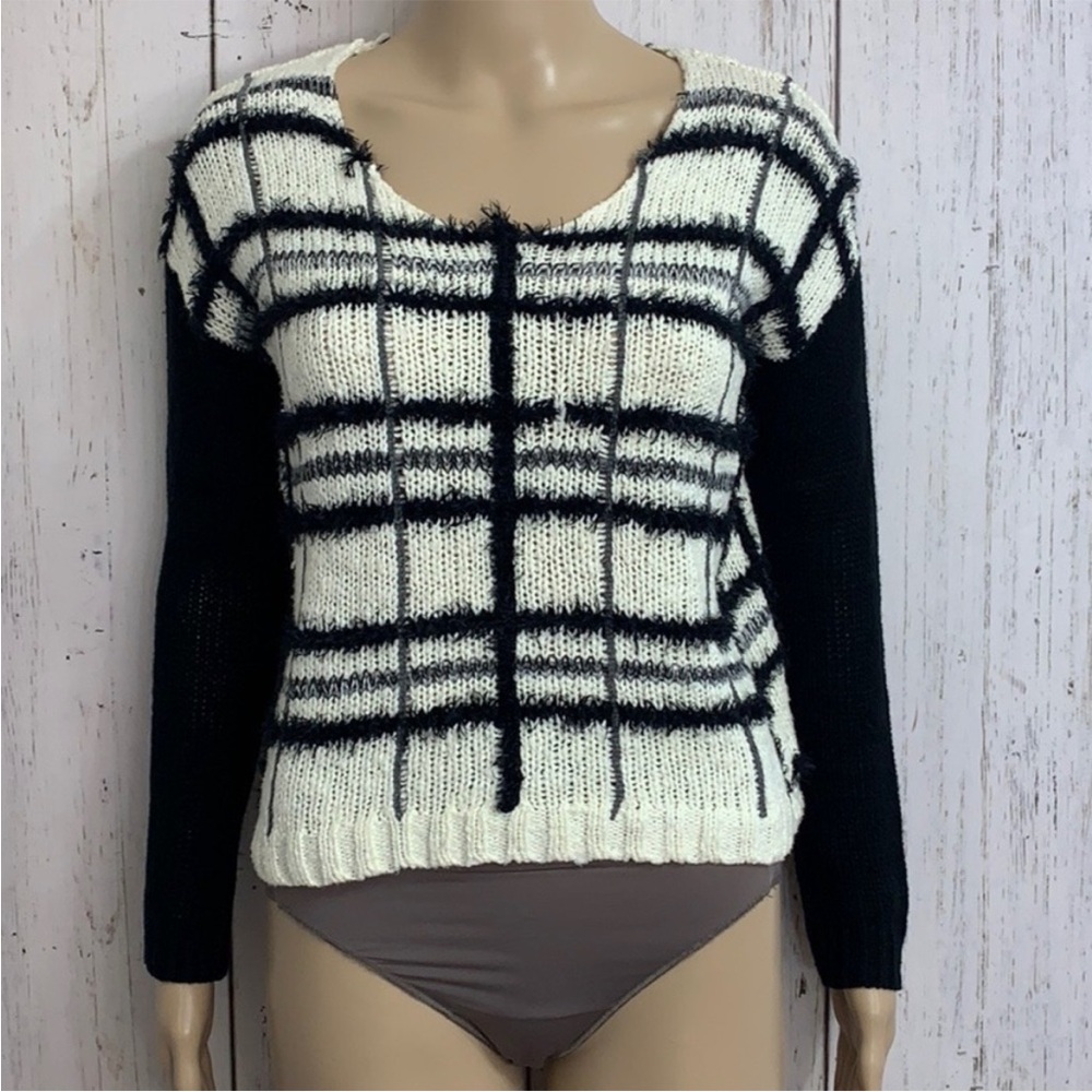 NWT Vintage Havana Fuzzy Plaid d Sweater Size Medium
